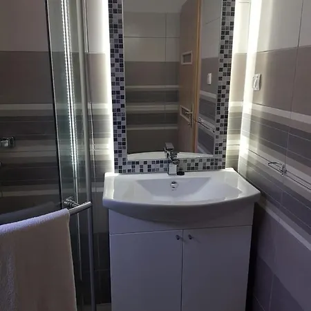 Dobra Apartment
